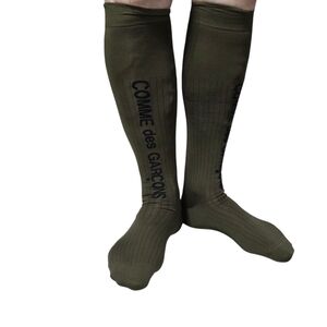 NWT Comme des Garcons Khaki logo socks Sz M